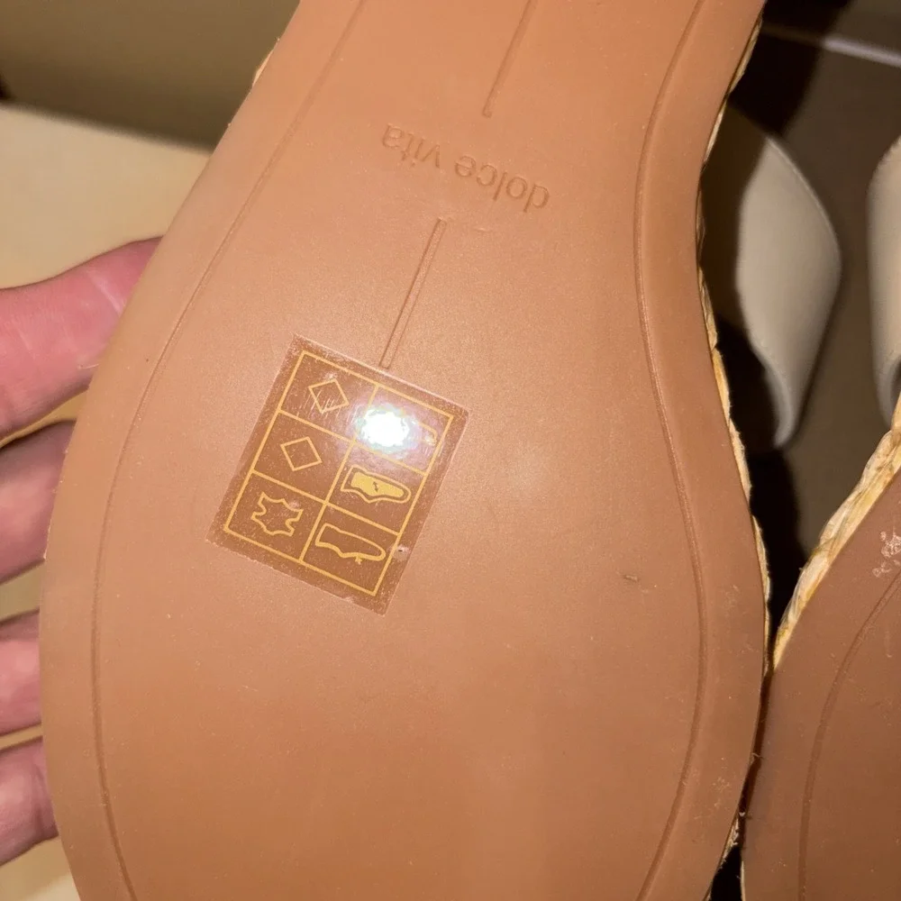 NIB $130 Dolce Vita 9.5 Thorin Ivory Leather Sandals Platform Wedge Slip On